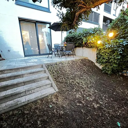 Filmowa Kawalerka Z Uroczym Tarasem I Garazem Podziemnym Apartman