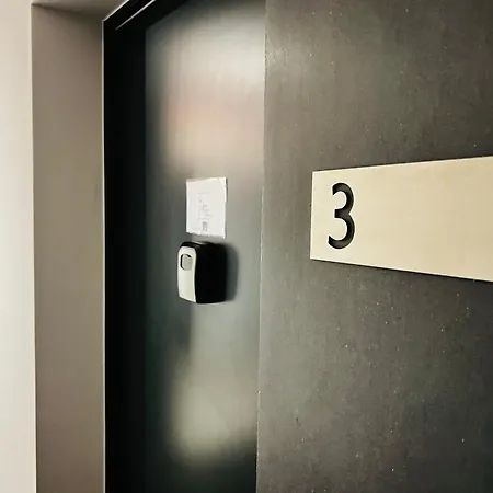 Apartman Filmowa Kawalerka Z Uroczym Tarasem I Garazem Podziemnym Varsó